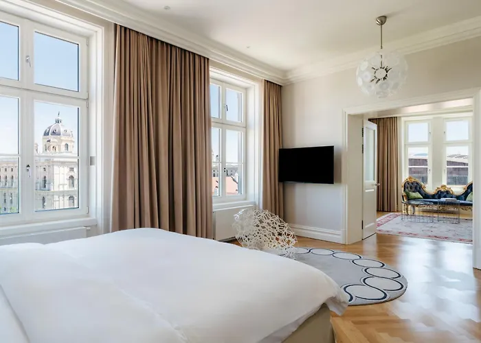 Sans Souci, Hotel Vienna